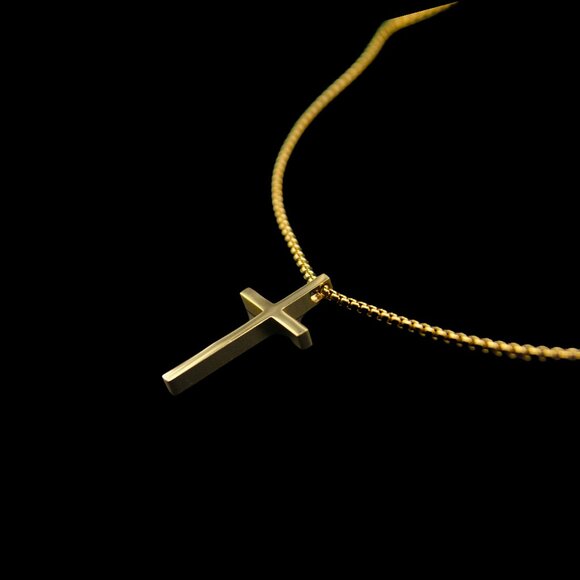 18k Gold Plated Surgical Stainless Steel Cross † on 2mm Box Chain Necklace - Picture 1 of 9